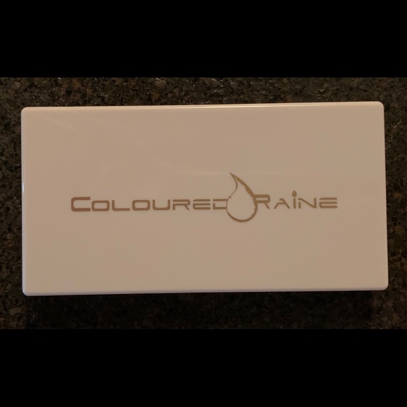 Coloured Raine Vineyard Soiree Eyeshadow Palette - Picture 4 of 4